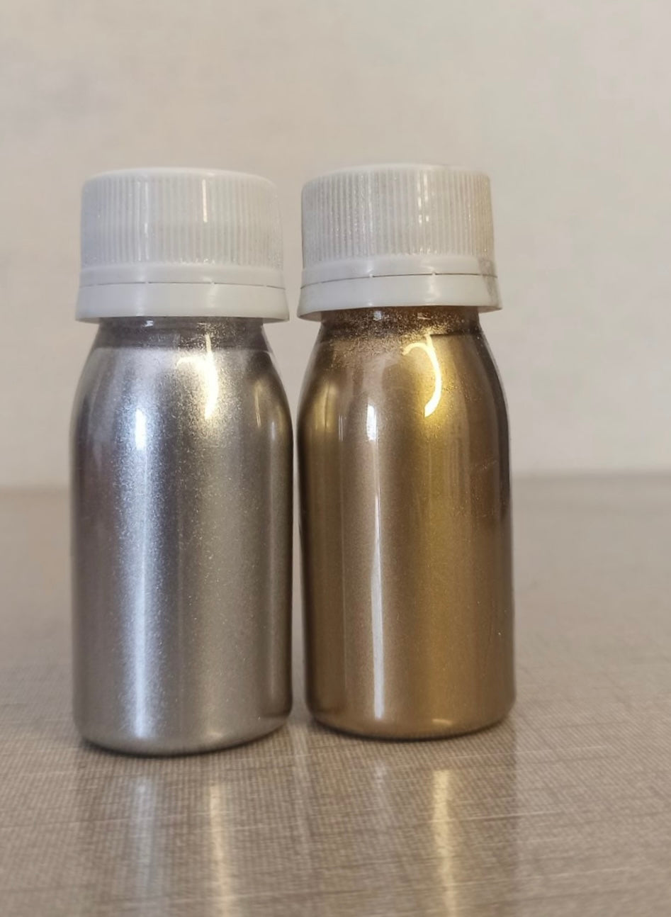 Floating powder (metallic)