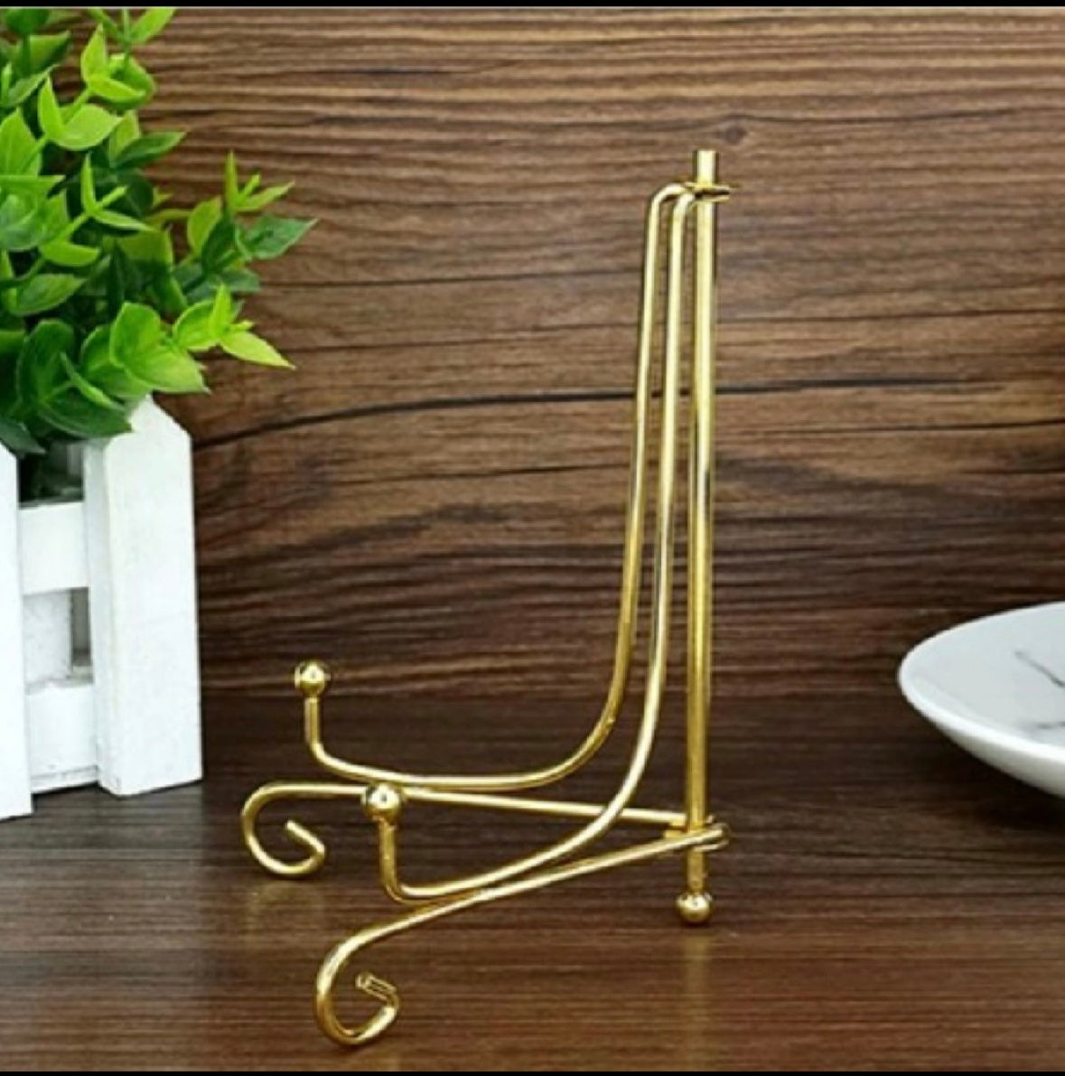 Metal display stand| metallic & chrome metal stands