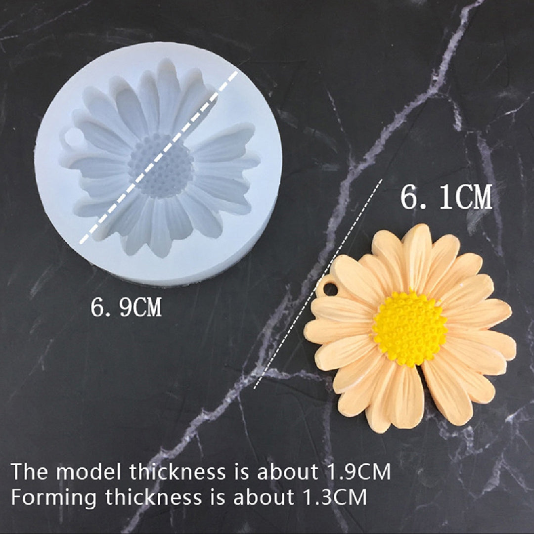 1pc 3D Daisy Flower Silicone Candle and Plaster Mold - DIY Resin and Clay Crafting Supplies | Candle mold